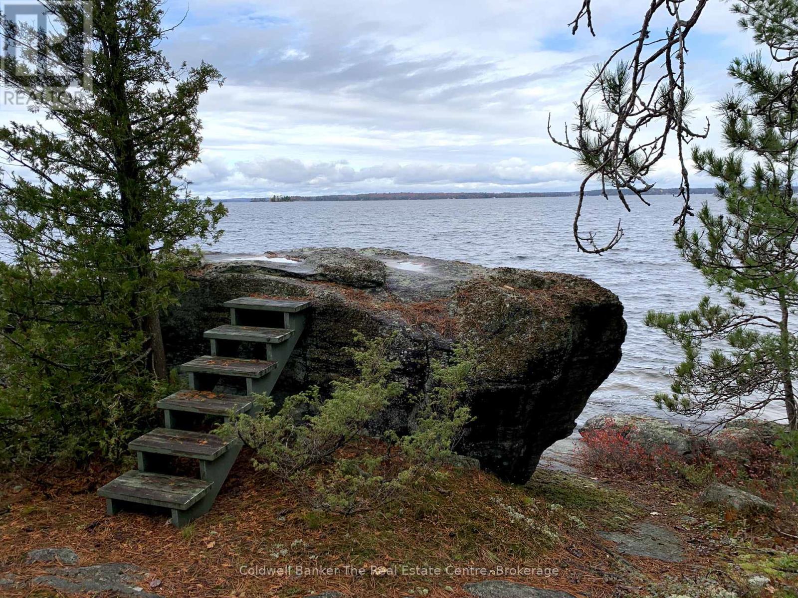 1 Island 3lm Island, Gravenhurst, Ontario  P1P 1R2 - Photo 21 - X12346912