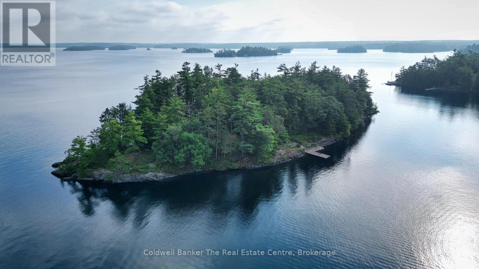 1 Island 3lm Island, Gravenhurst, Ontario  P1P 1R2 - Photo 2 - X12346912