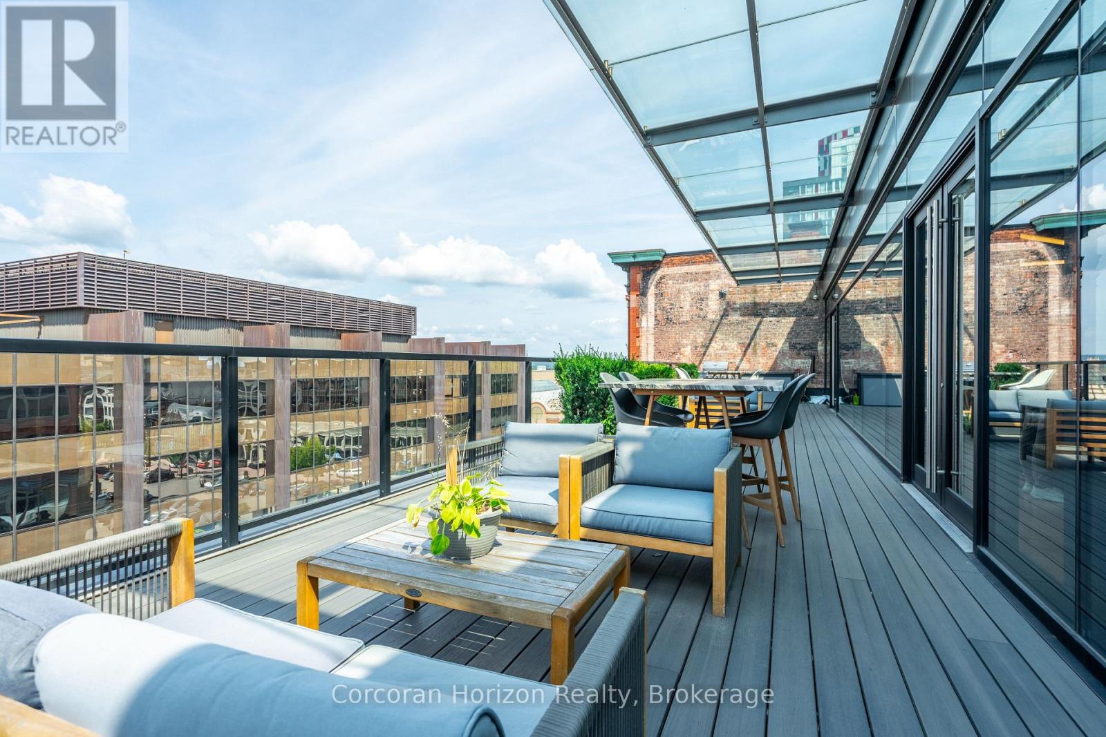 201-B - 12 James Street N, Hamilton, Ontario  L8R 2J9 - Photo 26 - X12357443