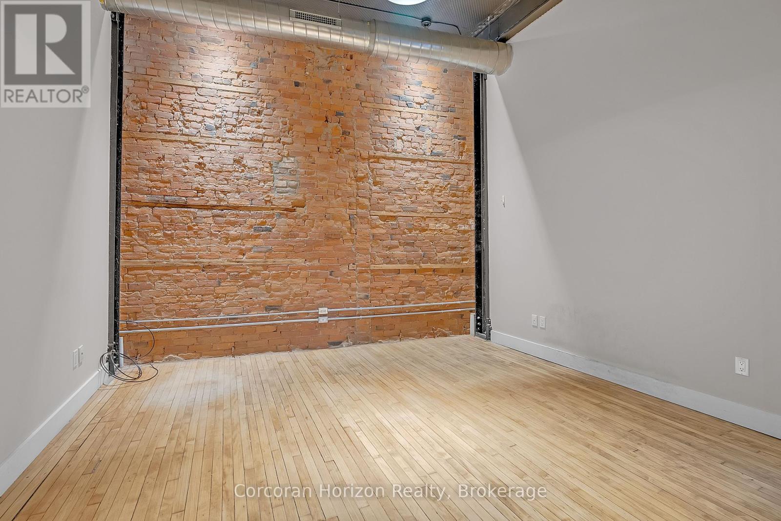 201-B - 12 James Street N, Hamilton, Ontario  L8R 2J9 - Photo 5 - X12357443