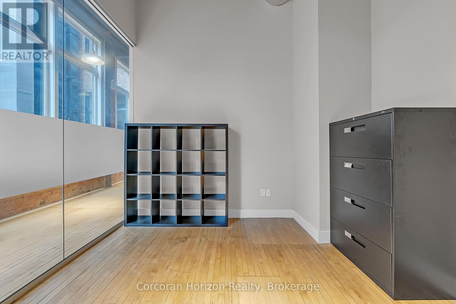 201-E - 12 James Street N, Hamilton (Beasley), Ontario  L8R 2J9 - Photo 7 - X12357467