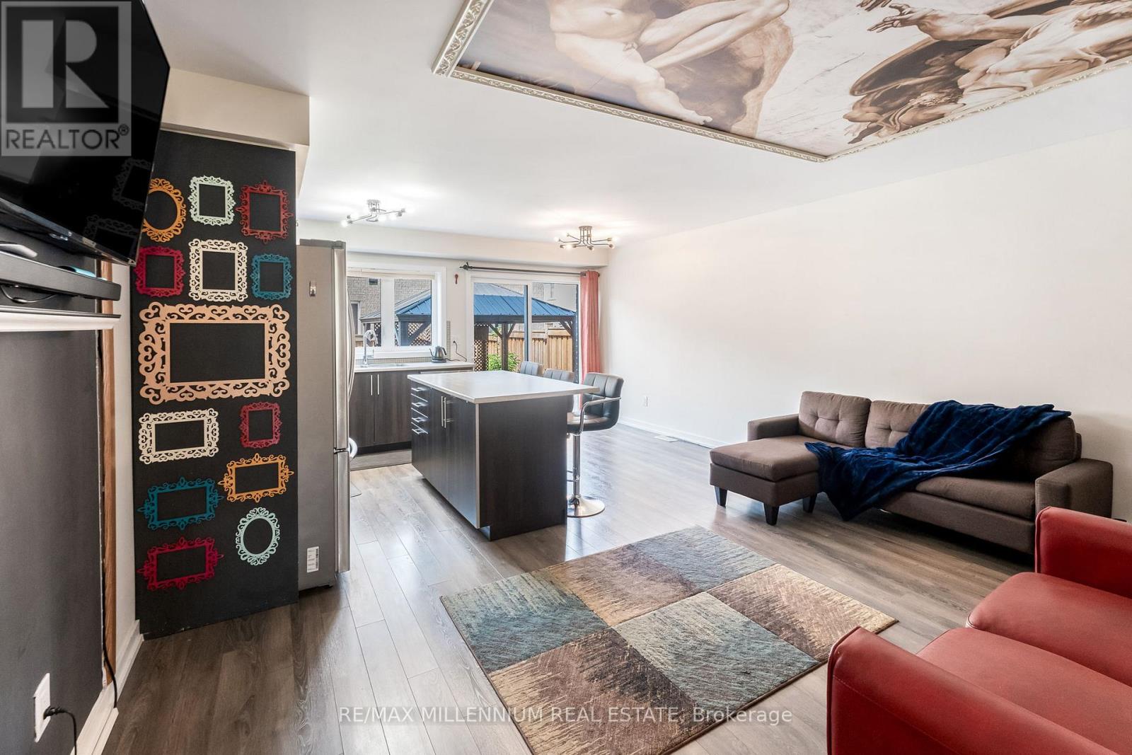 494 Queen Mary Drive, Brampton, Ontario  L7A 4N3 - Photo 6 - W12357363