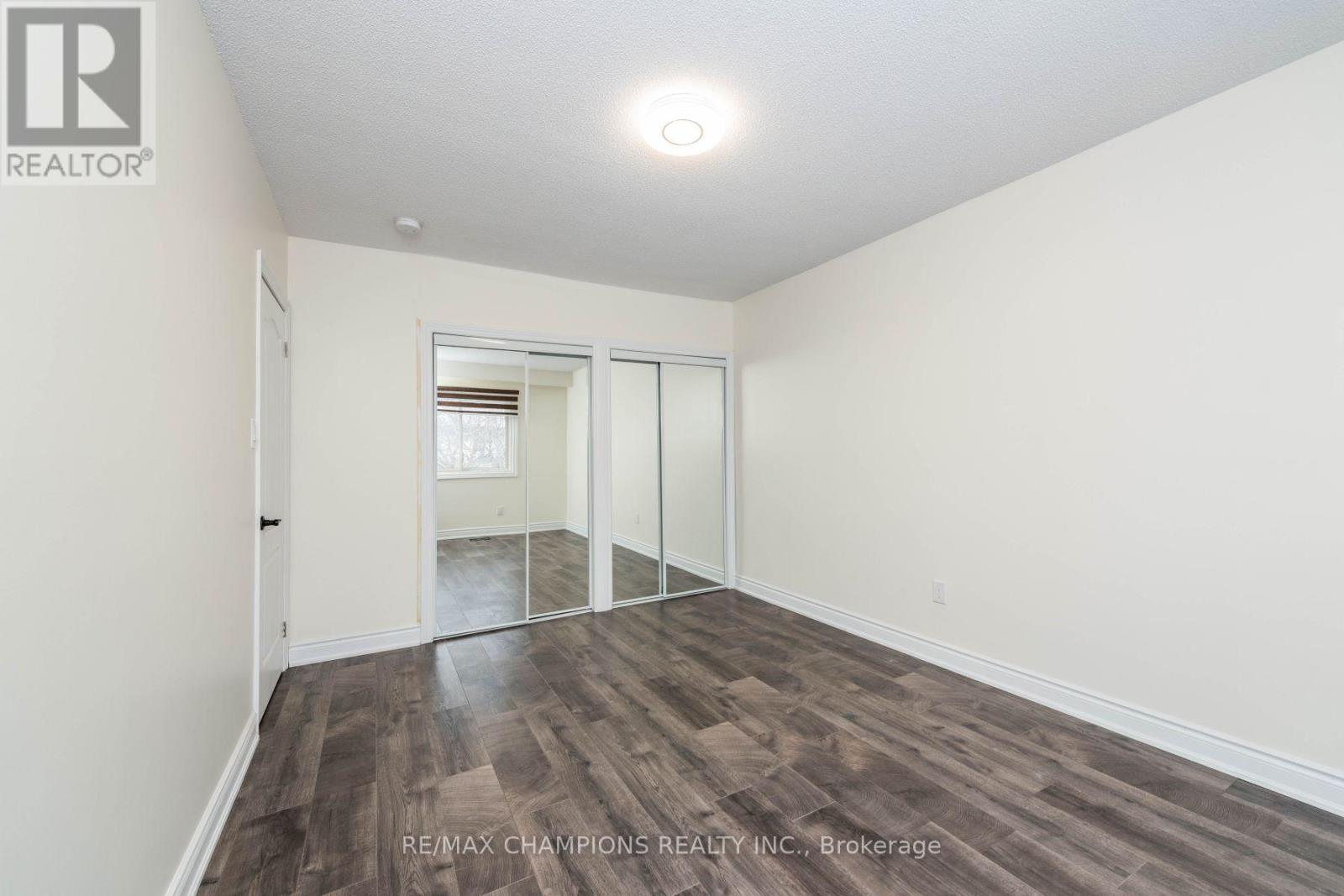 11 Crosswood Lane, Brampton, Ontario  L6V 3M1 - Photo 16 - W12357394