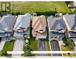 7 MESSINA AVENUE, Brampton, Ontario