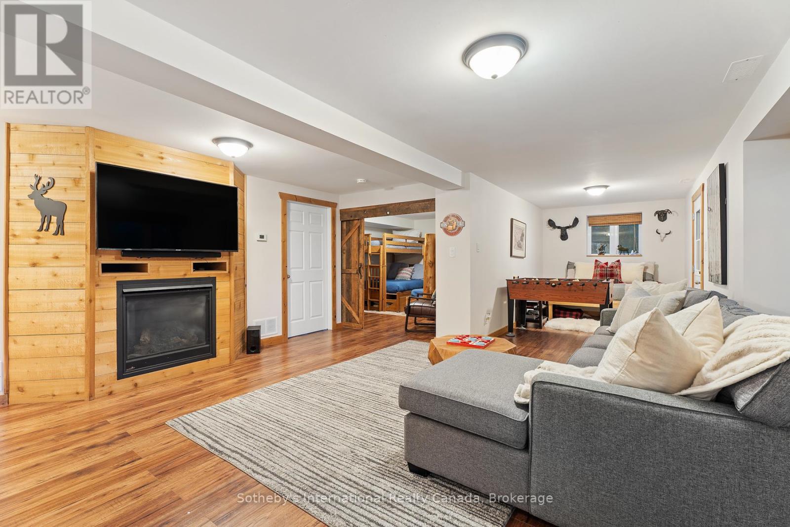 1111 Maplehurst Drive, Lake Of Bays, Ontario  P1H 2J6 - Photo 24 - X12357447