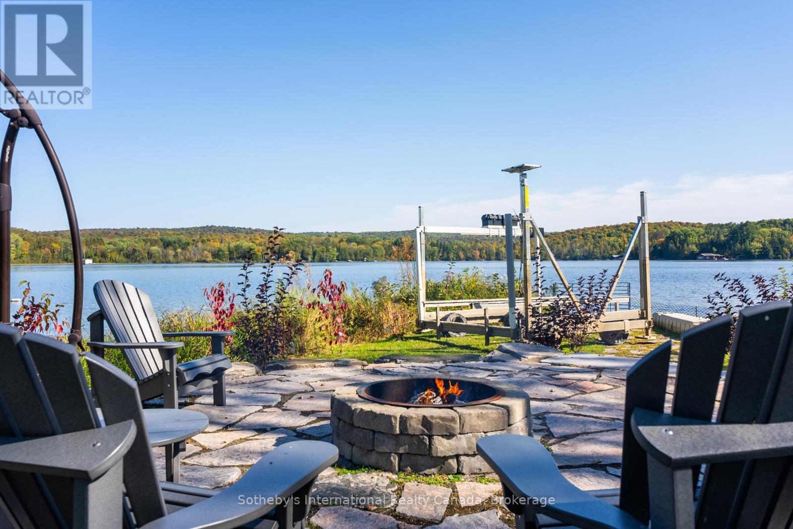 1111 Maplehurst Drive, Lake Of Bays, Ontario  P1H 2J6 - Photo 36 - X12357447