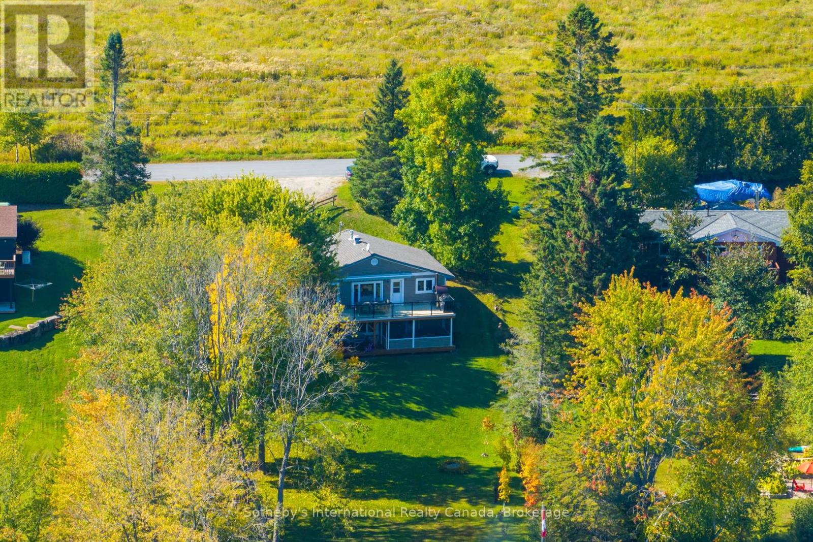1111 Maplehurst Drive, Lake Of Bays, Ontario  P1H 2J6 - Photo 39 - X12357447