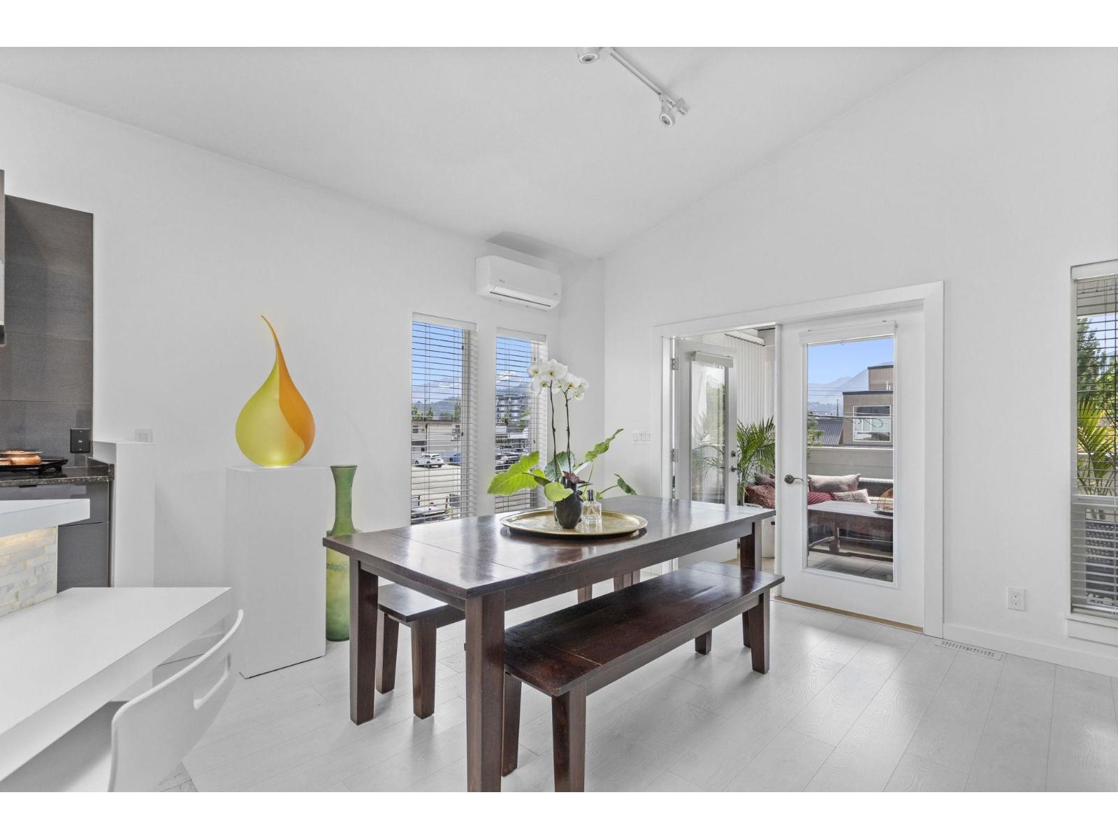 45655 Storey Avenue, Sardis West Vedder, Chilliwack, British Columbia  V2R 4E6 - Photo 12 - R3038950