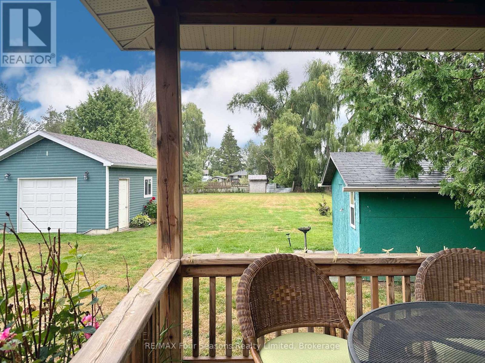 225 Christopher Street, Clearview, Ontario  L0M 1S0 - Photo 40 - S12354209