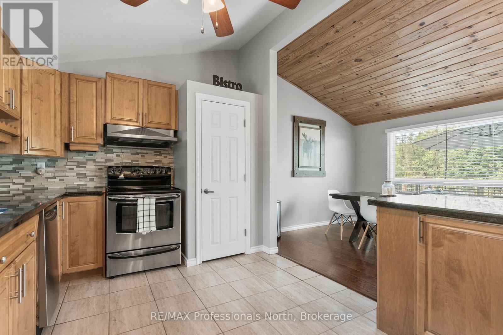 90 Kozy Kove Road, Kawartha Lakes, Ontario  K0M 1C0 - Photo 25 - X12166387