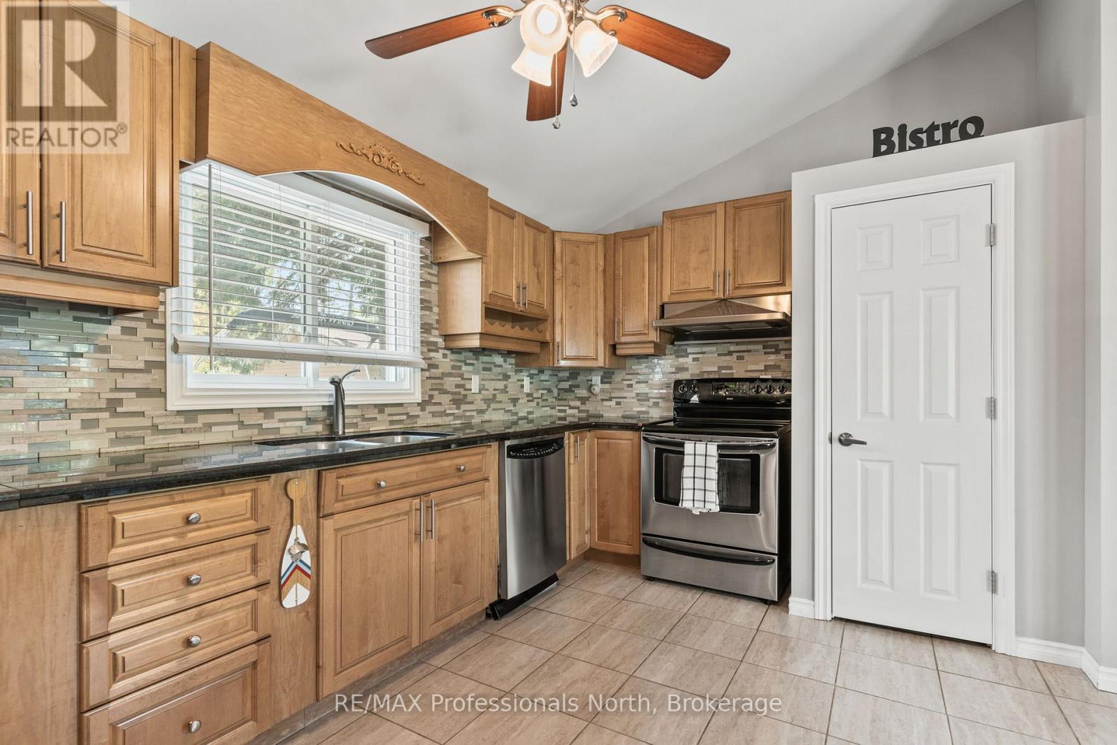 90 Kozy Kove Road, Kawartha Lakes, Ontario  K0M 1C0 - Photo 24 - X12166387