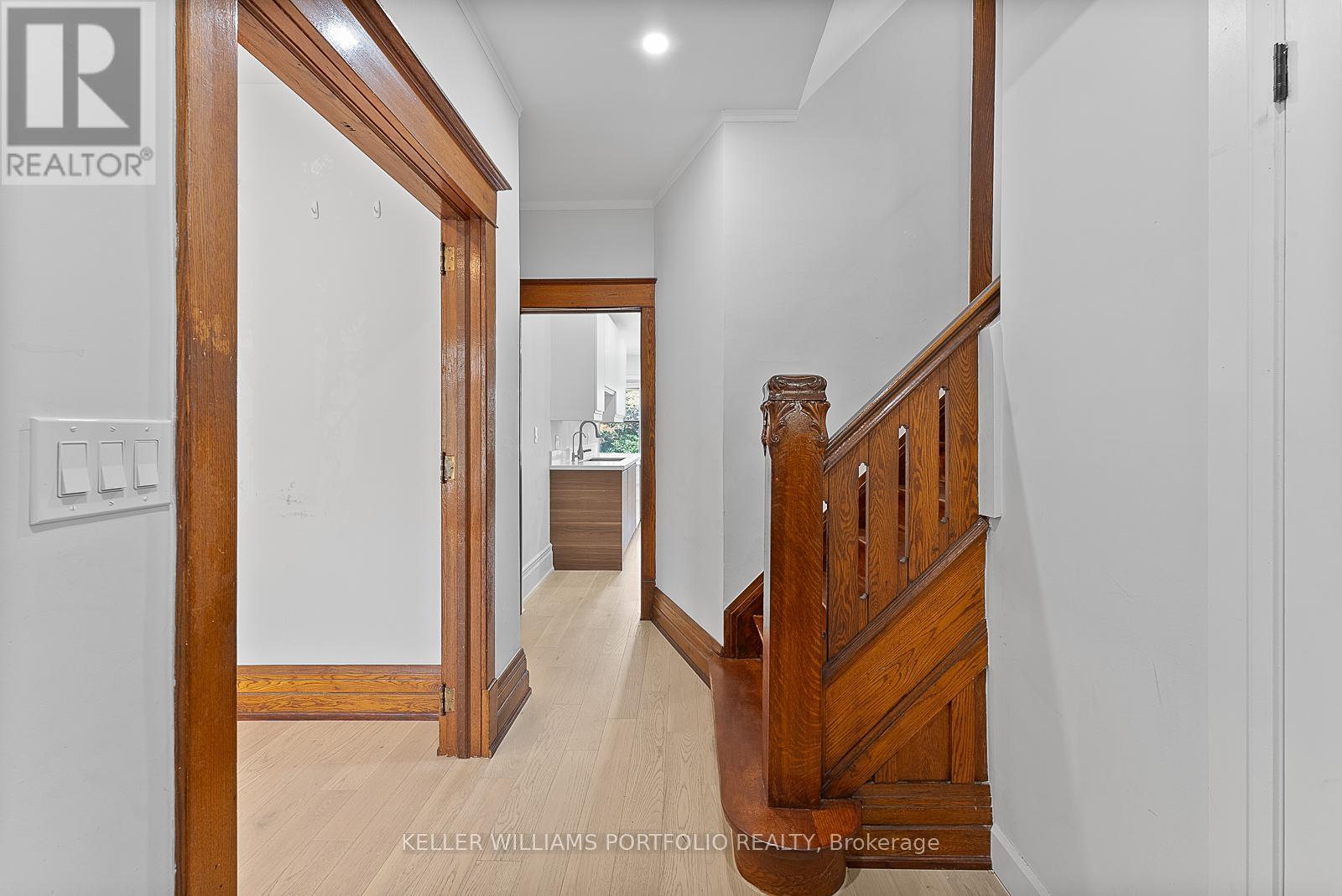 136 St Clements Avenue, Toronto, Ontario  M4R 1H2 - Photo 4 - C12357422