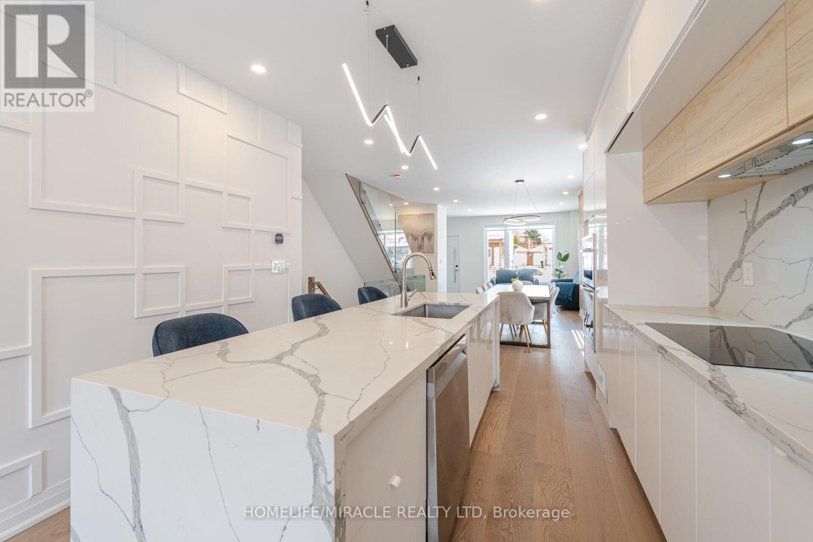 388 Oakwood Avenue, Toronto (Oakwood Village), Ontario  M6E 2W3 - Photo 11 - C12357463