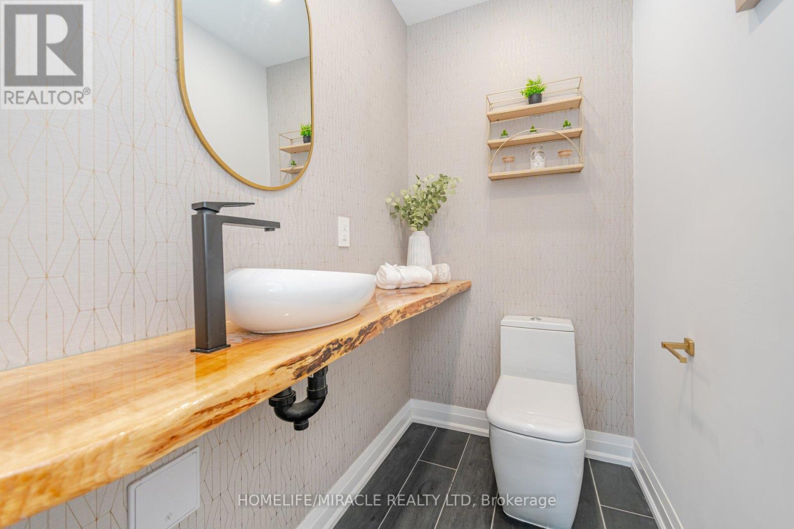 388 Oakwood Avenue, Toronto (Oakwood Village), Ontario  M6E 2W3 - Photo 19 - C12357463