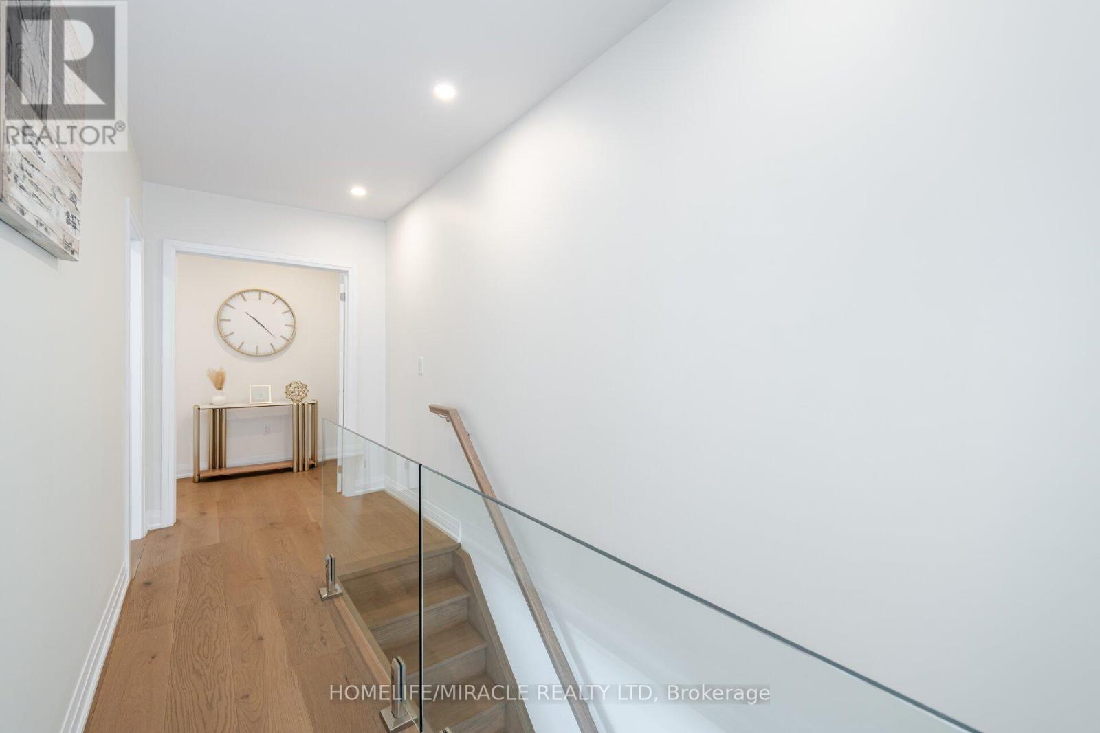 388 Oakwood Avenue, Toronto (Oakwood Village), Ontario  M6E 2W3 - Photo 22 - C12357463