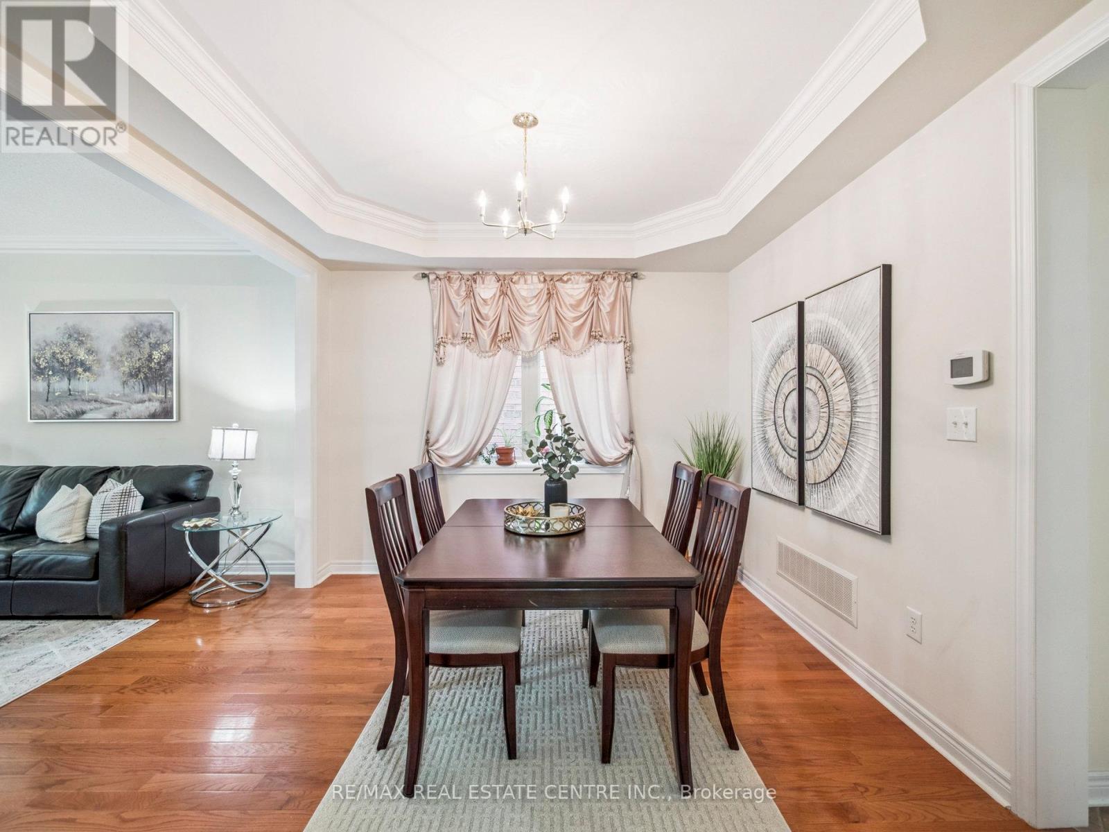 236 St Urbain Drive, Vaughan, Ontario  L4H 3K7 - Photo 15 - N12357432