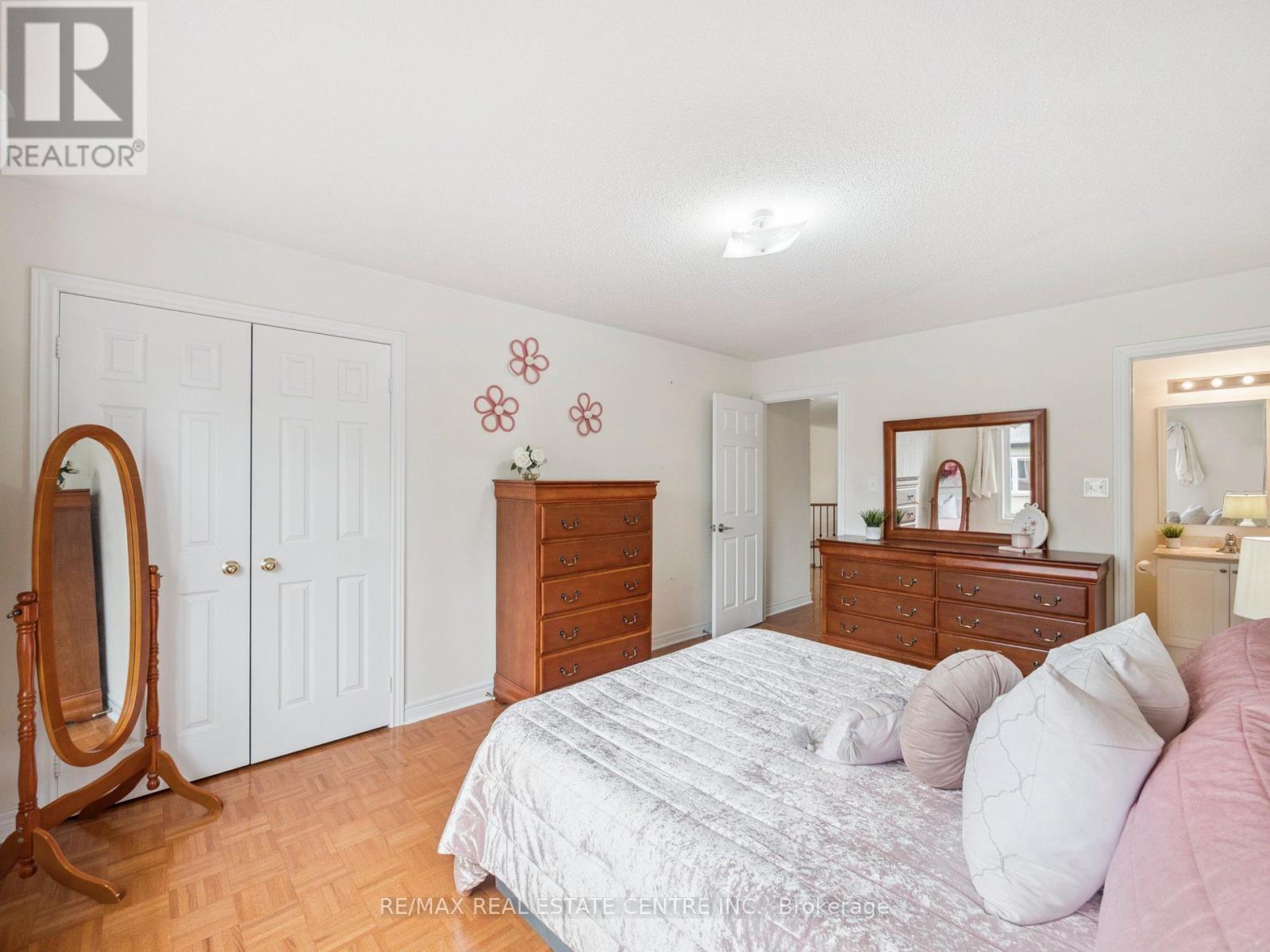 236 St Urbain Drive, Vaughan, Ontario  L4H 3K7 - Photo 41 - N12357432