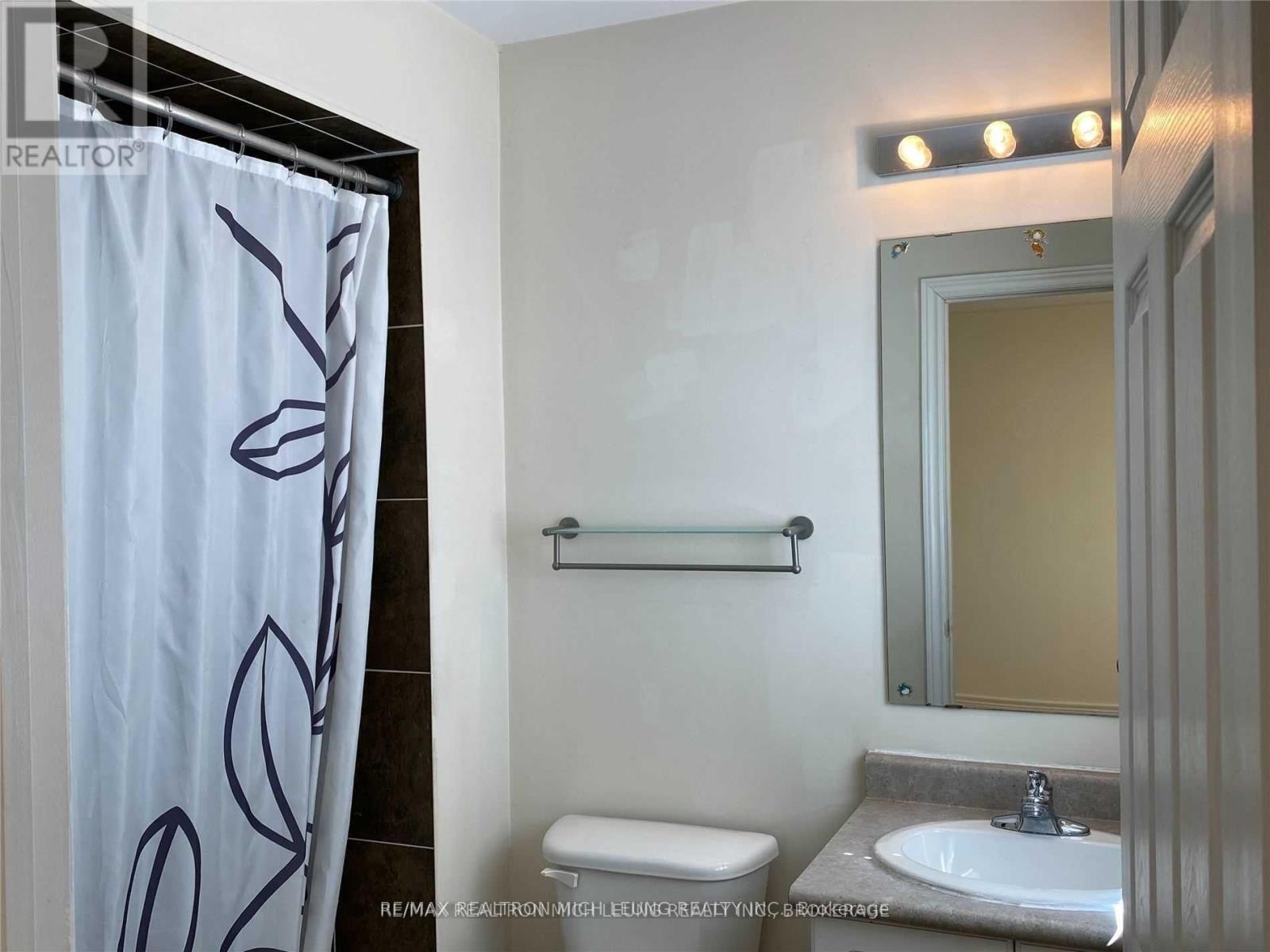 111 Amulet Crescent, Richmond Hill, Ontario  L4S 2V9 - Photo 14 - N12357533