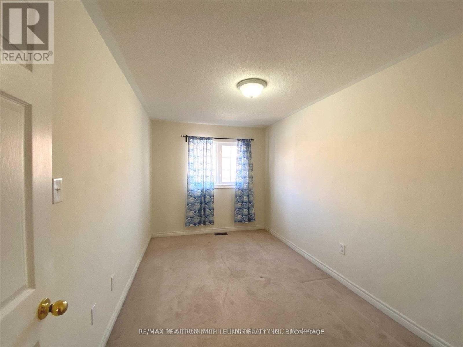 111 Amulet Crescent, Richmond Hill, Ontario  L4S 2V9 - Photo 15 - N12357533