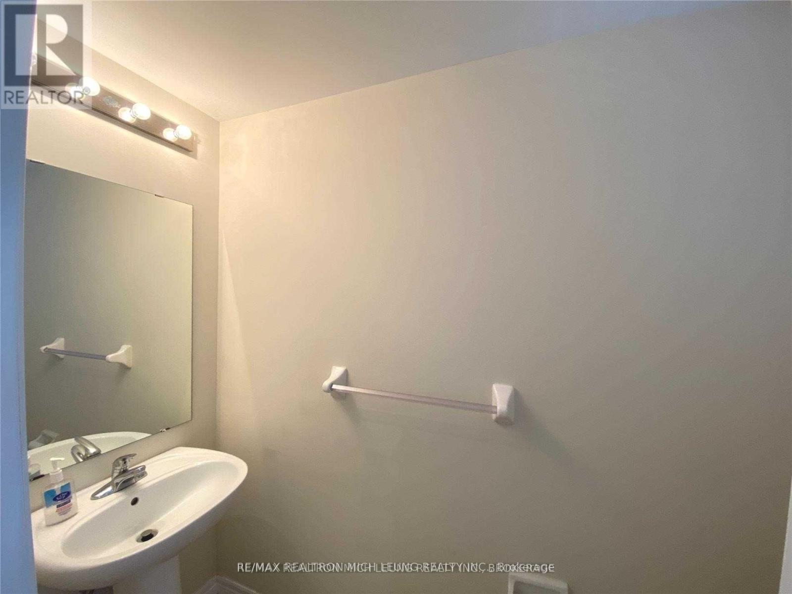 111 Amulet Crescent, Richmond Hill, Ontario  L4S 2V9 - Photo 22 - N12357533