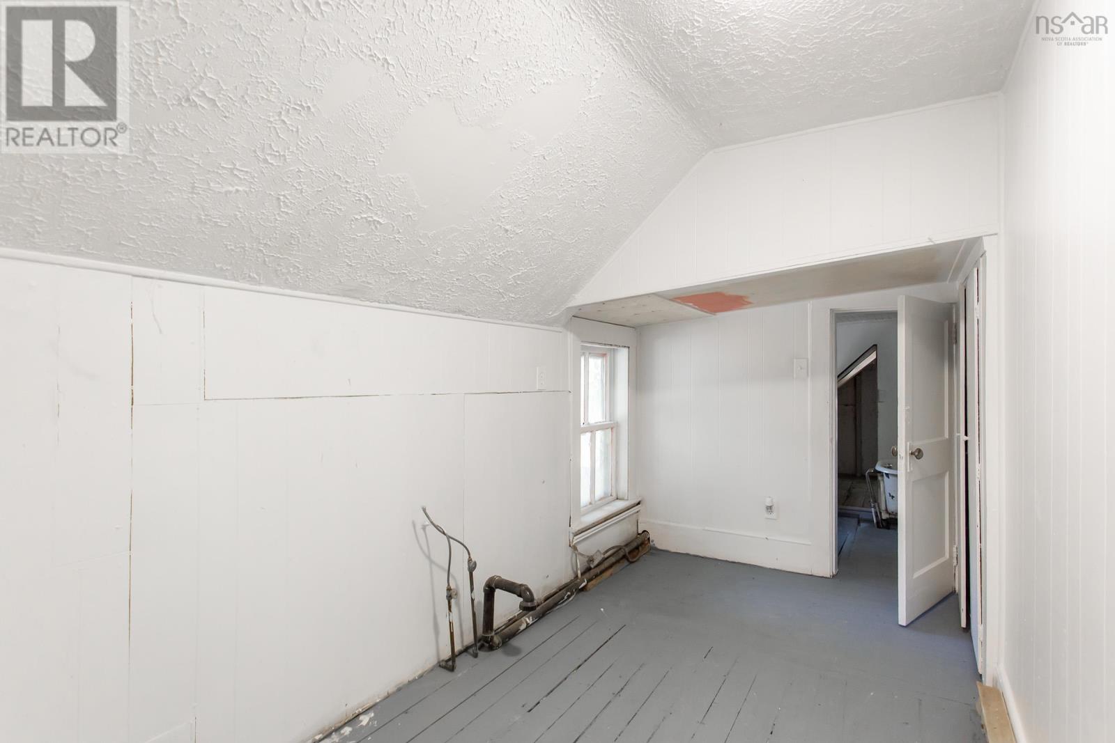 27 Canaan Avenue, Kentville, Nova Scotia  B4N 1B8 - Photo 13 - 202519900