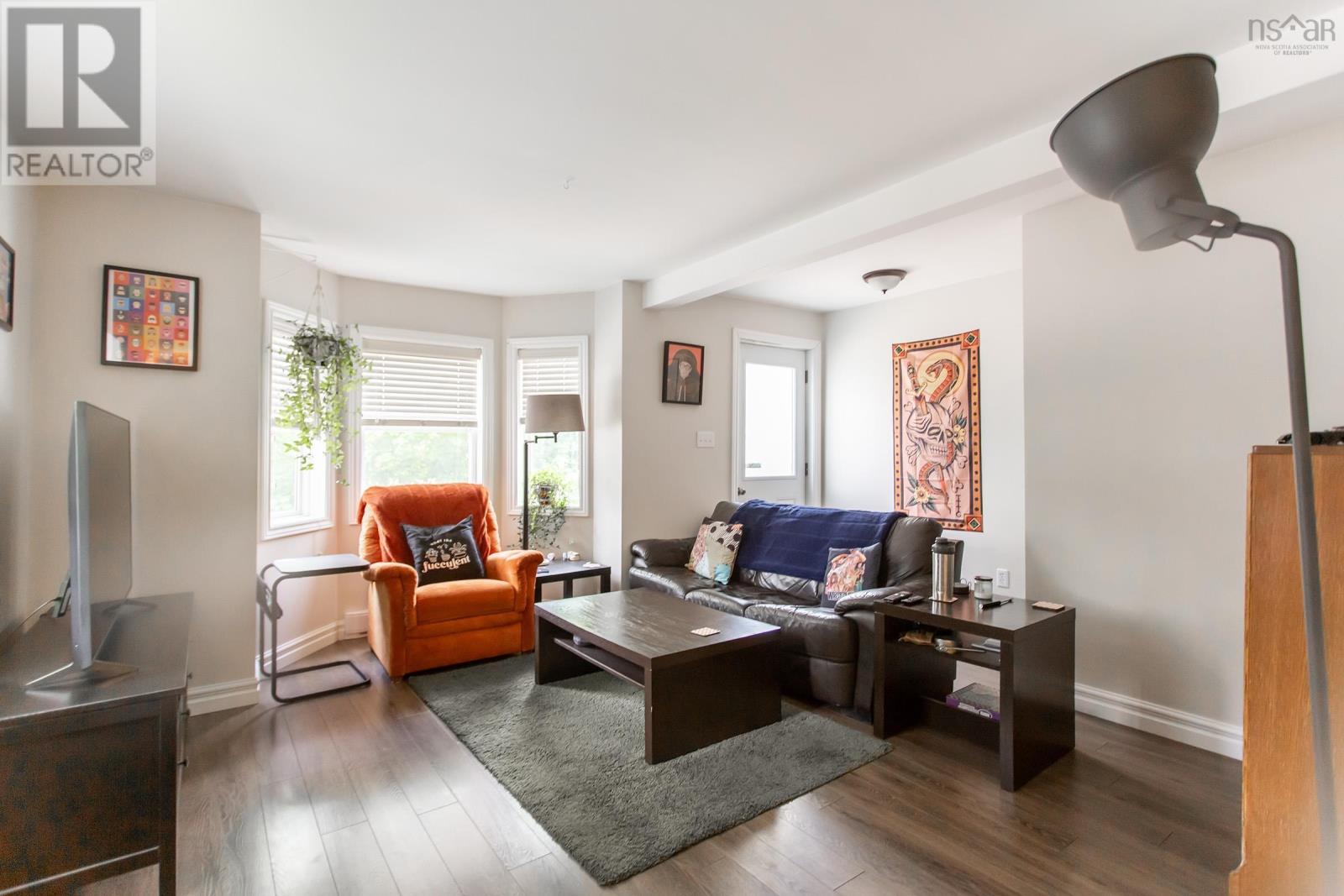 27 Canaan Avenue, Kentville, Nova Scotia  B4N 1B8 - Photo 3 - 202519900