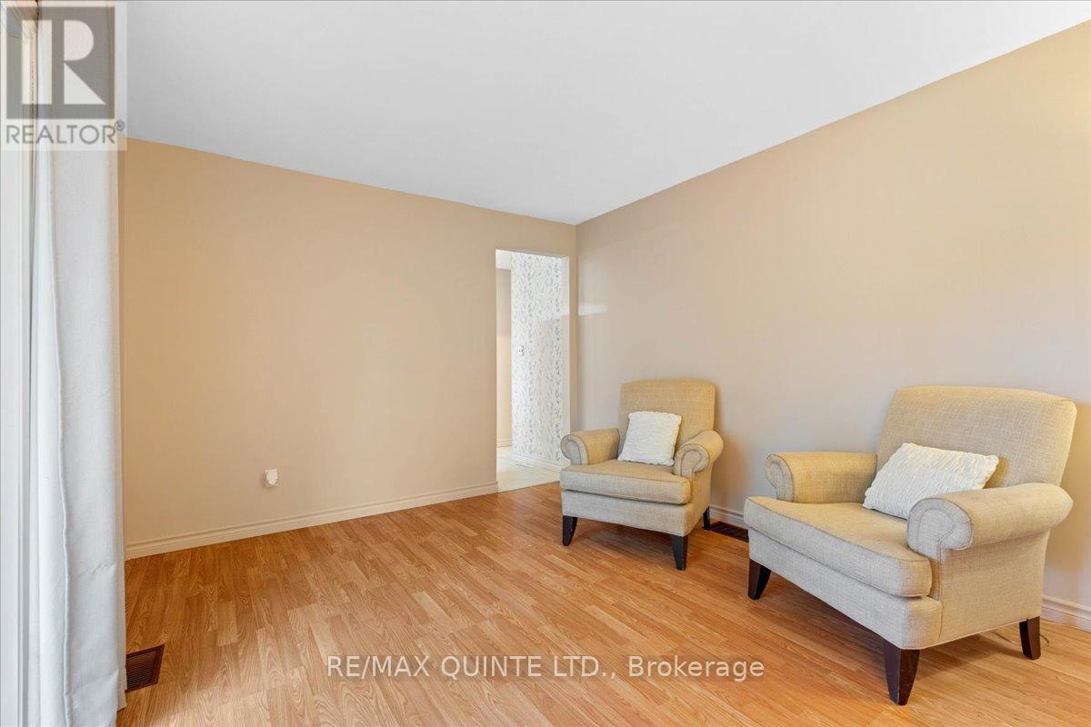 27 Morris Drive, Belleville, Ontario  K8P 5B3 - Photo 18 - X12357539