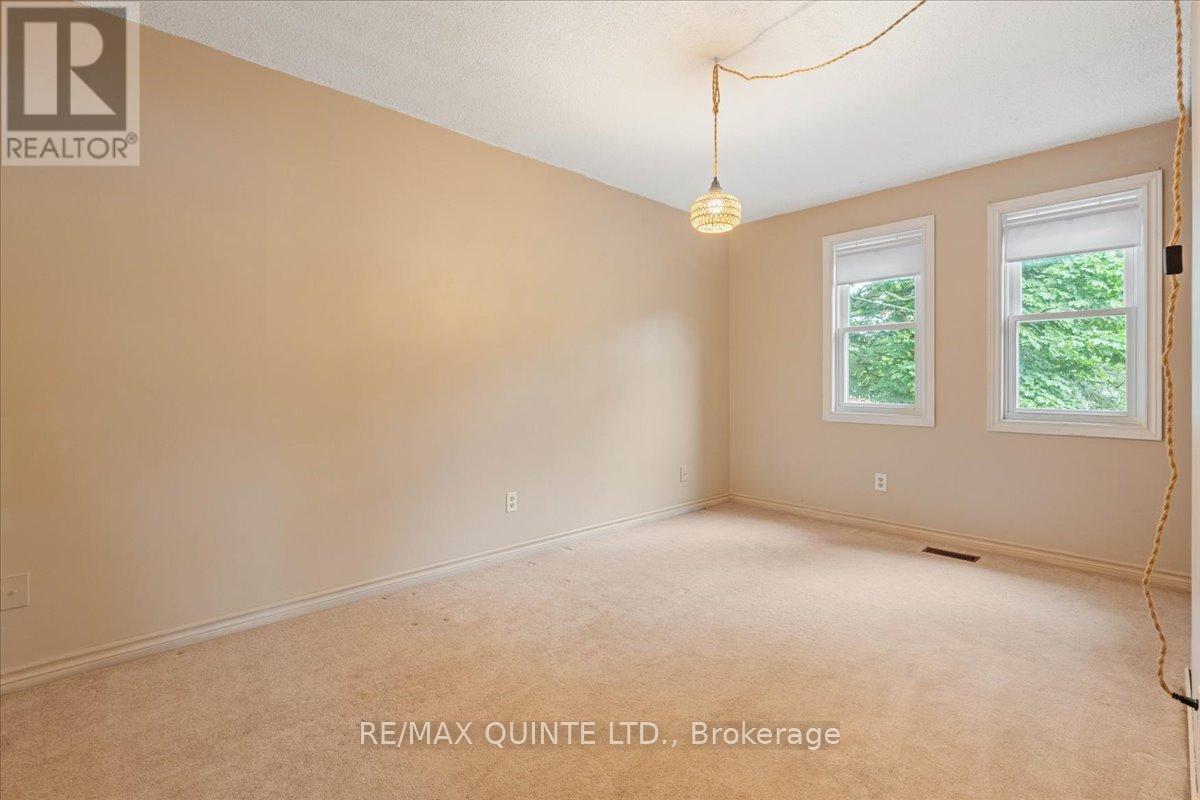 27 Morris Drive, Belleville, Ontario  K8P 5B3 - Photo 23 - X12357539