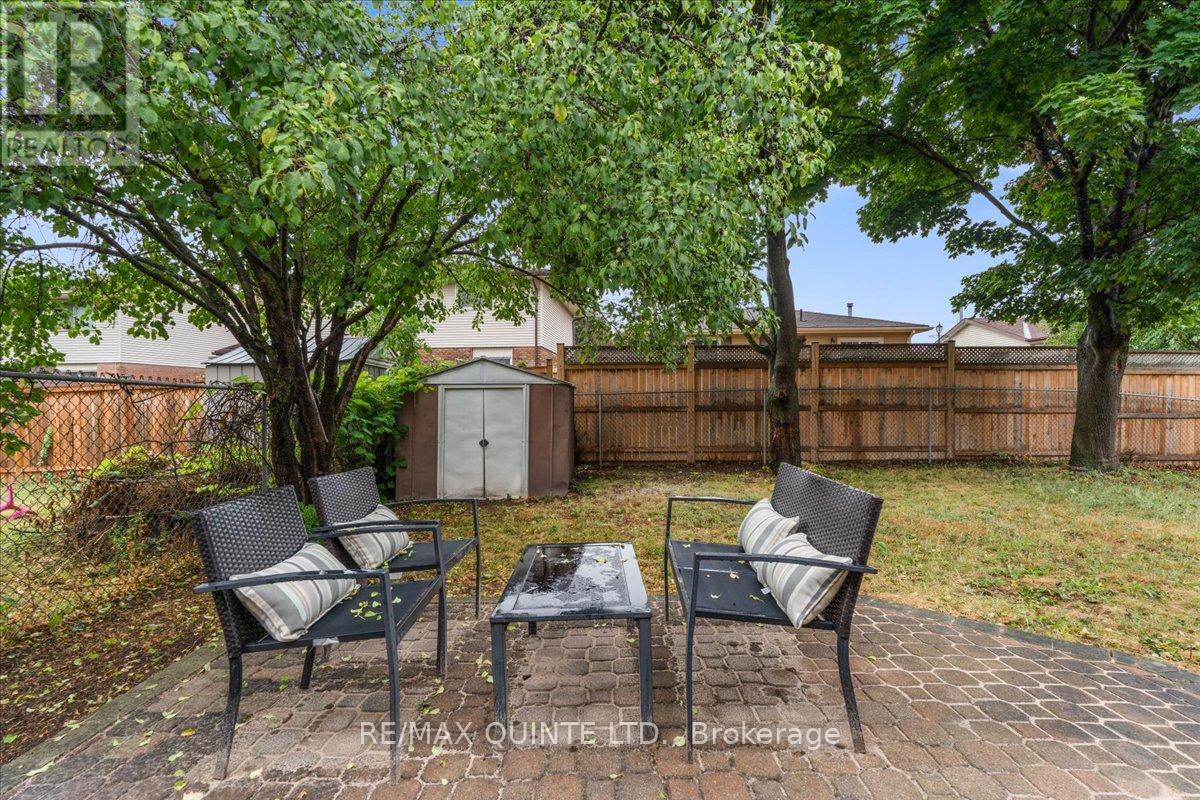 27 Morris Drive, Belleville, Ontario  K8P 5B3 - Photo 35 - X12357539