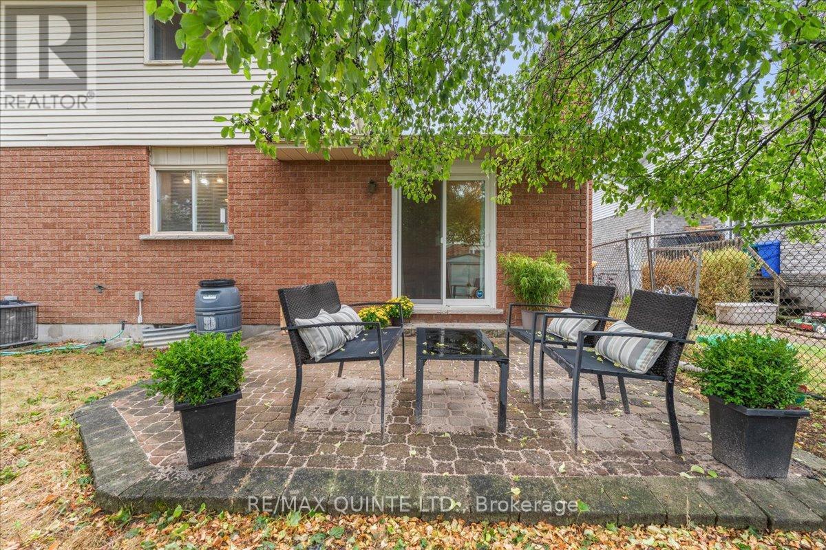 27 Morris Drive, Belleville, Ontario  K8P 5B3 - Photo 37 - X12357539