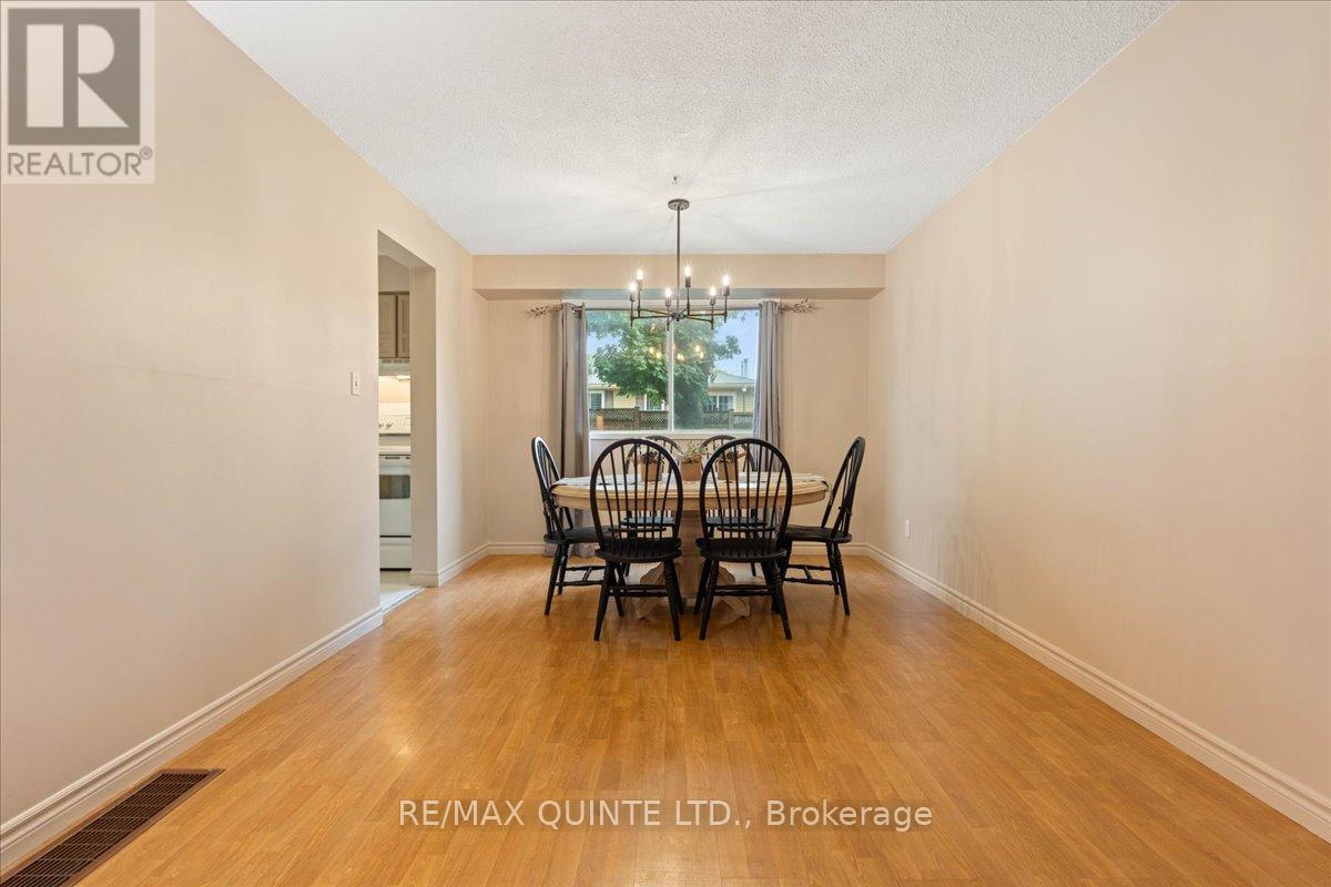 27 Morris Drive, Belleville, Ontario  K8P 5B3 - Photo 9 - X12357539