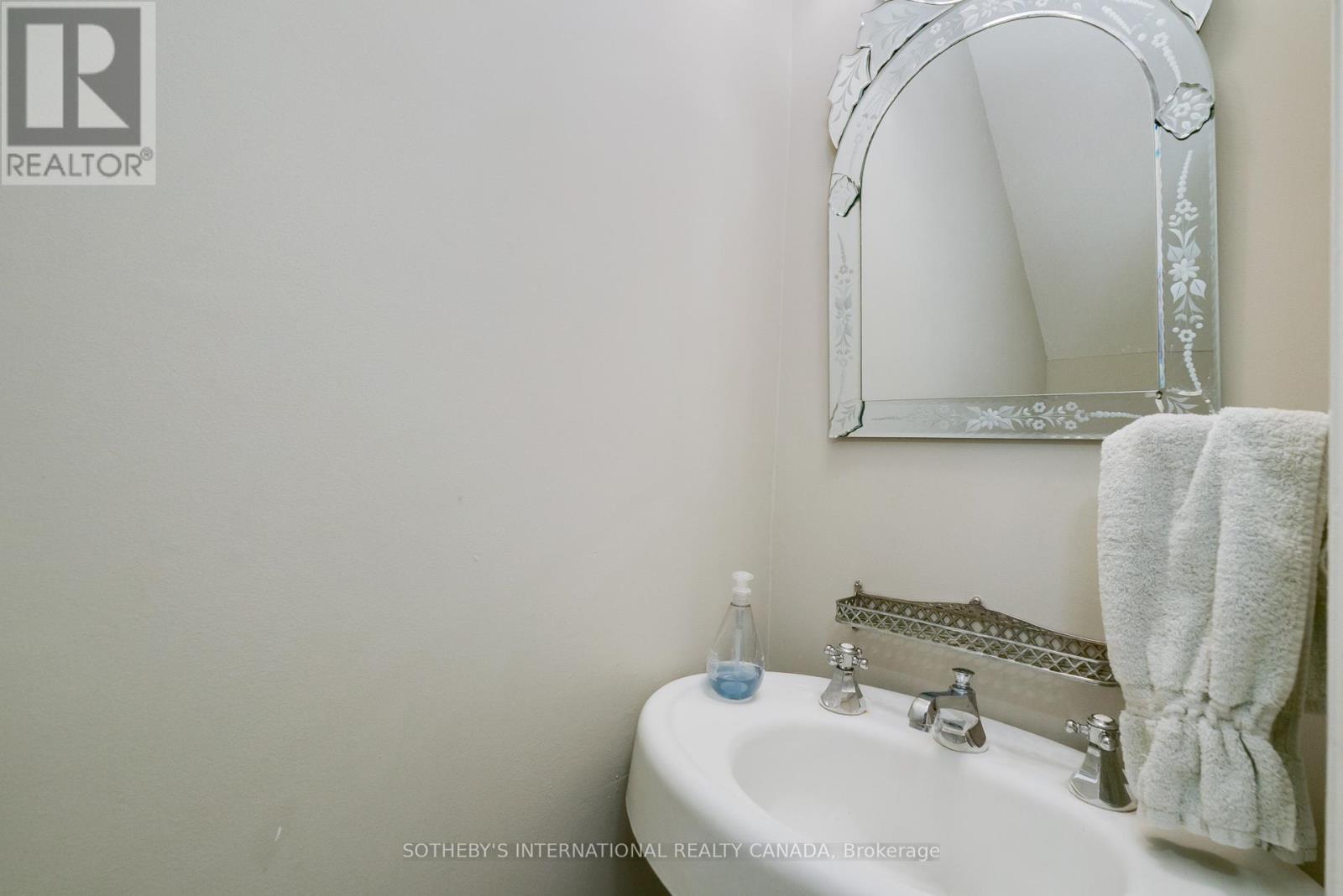 30 Amelia Street, Toronto, Ontario  M4X 1E1 - Photo 8 - C12353971