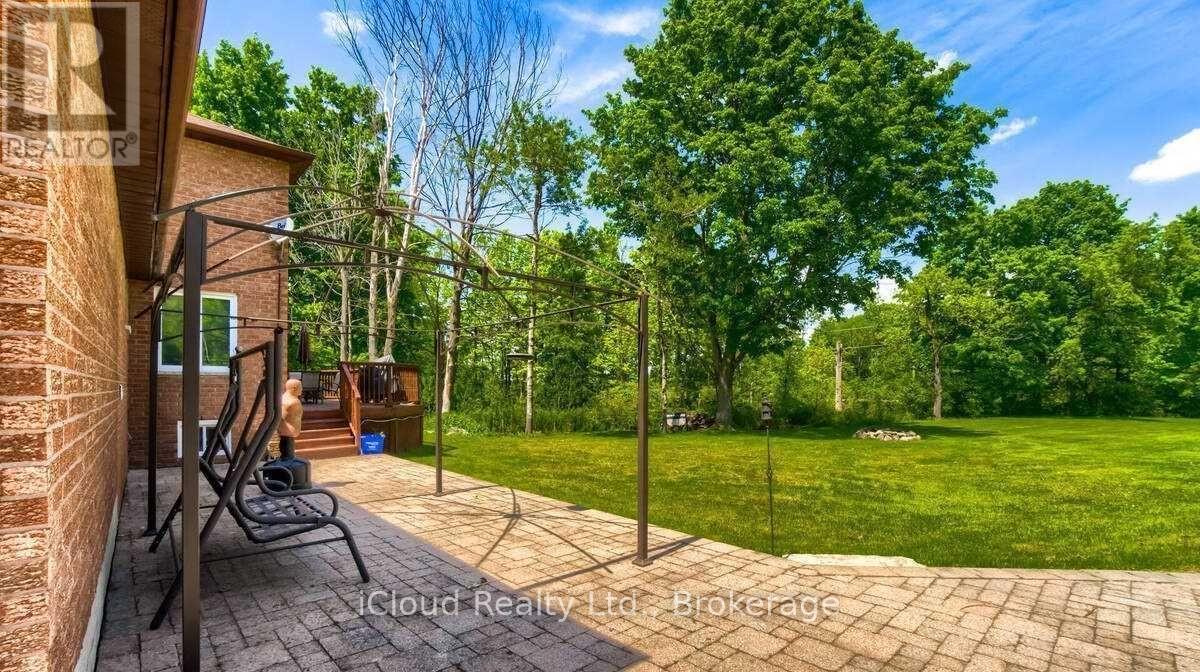 27 Briarwood Drive, Caledon, Ontario  L7K 0N1 - Photo 19 - W12321508