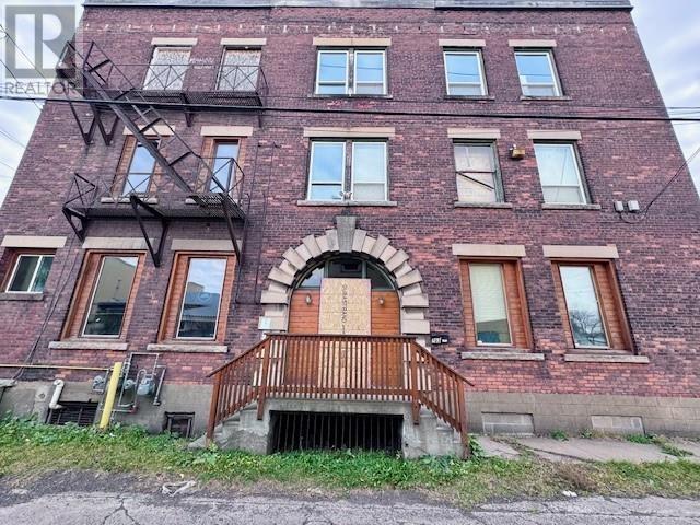 201 Hardisty St, Thunder Bay, Ontario  P7C 3G7 - Photo 2 - TB252619