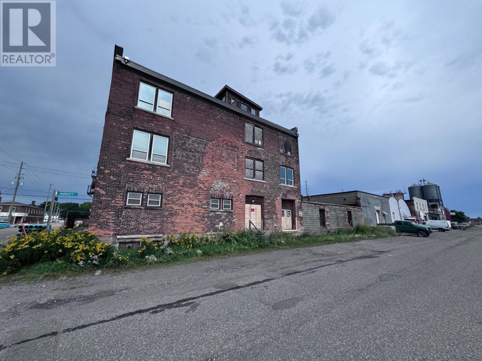 201 Hardisty St, Thunder Bay, Ontario  P7C 3G7 - Photo 9 - TB252619