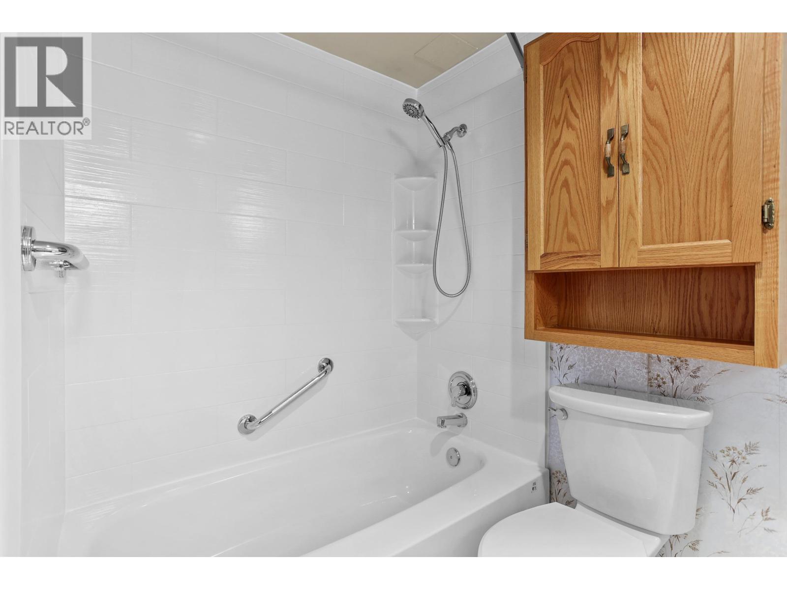 214 3921 Carrigan Court, Burnaby, British Columbia  V3N 4J7 - Photo 15 - R3039335