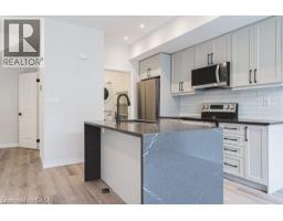 155 EQUESTRIAN Way Unit# 131, Cambridge, Ontario