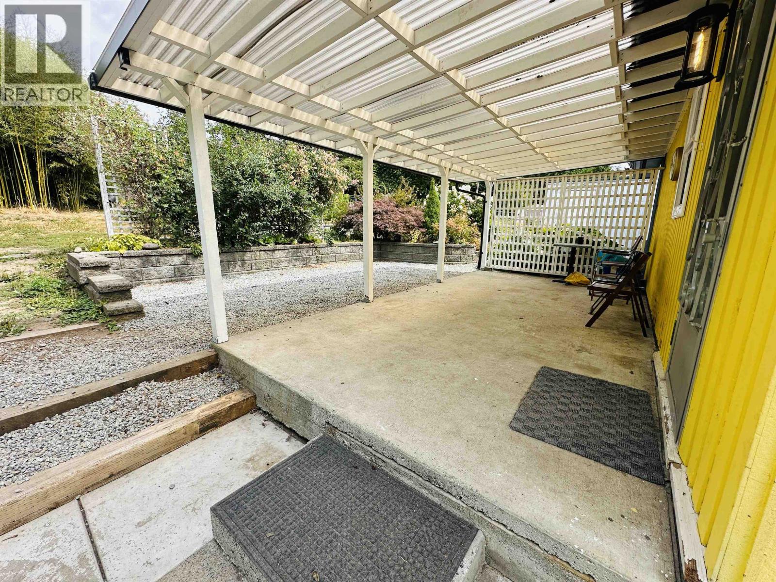 1305 Thomas Avenue, Coquitlam, British Columbia  V3K 2L4 - Photo 23 - R3039359