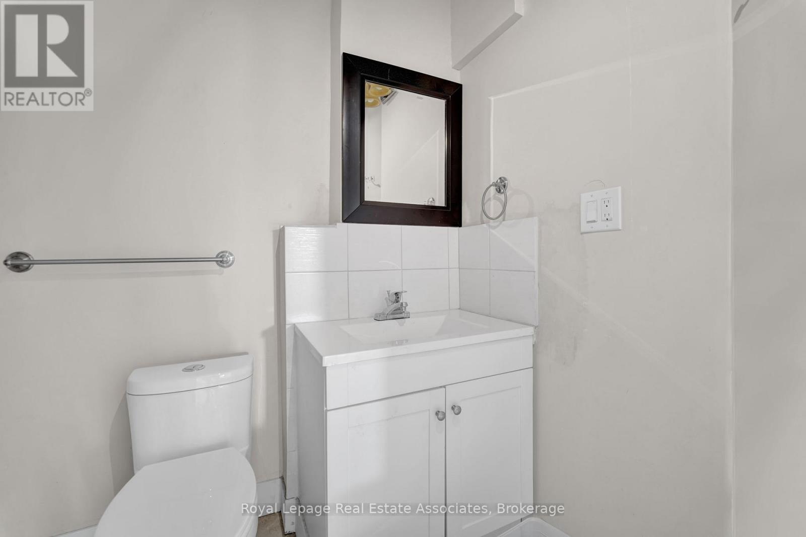 783 Highway 6 N, Hamilton, Ontario  L8N 2Z7 - Photo 12 - X12357431