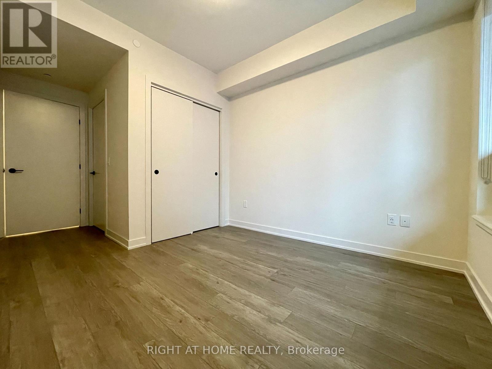 515 - 212 King William Street, Hamilton, Ontario  L8R 3N9 - Photo 12 - X12357481