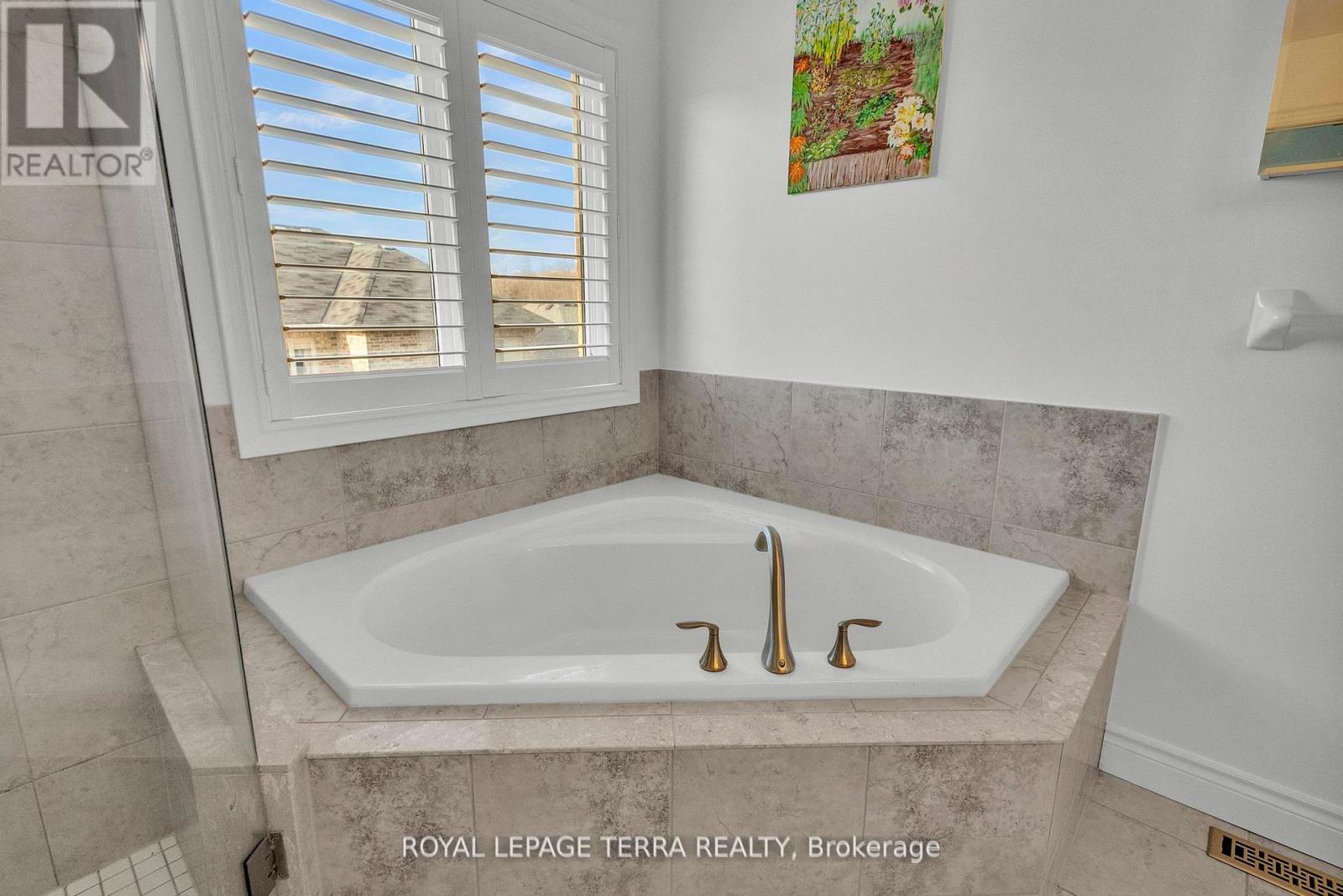 584 Pinery Trail, Waterloo, Ontario  N2V 2Y3 - Photo 39 - X12357526