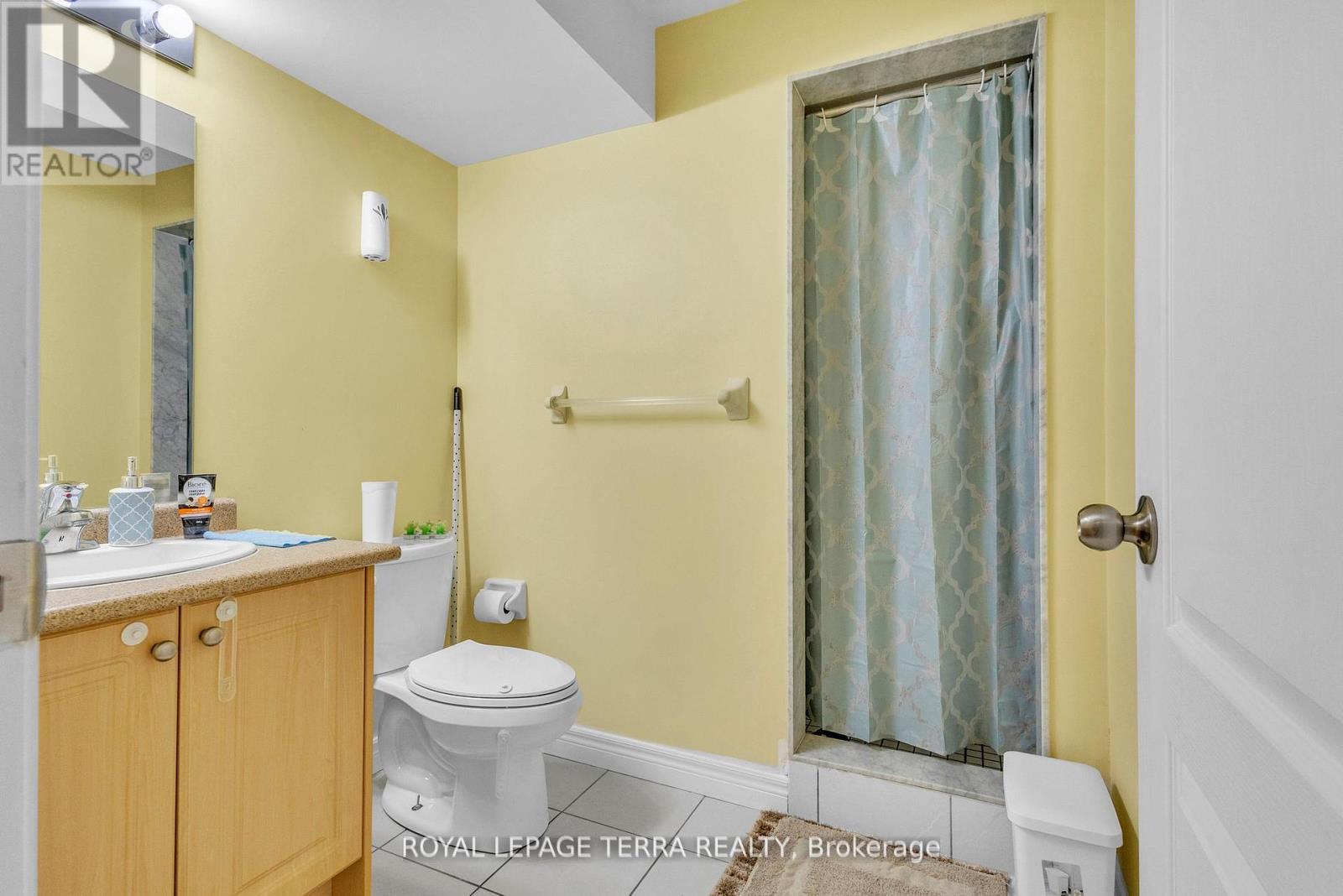 584 Pinery Trail, Waterloo, Ontario  N2V 2Y3 - Photo 49 - X12357526