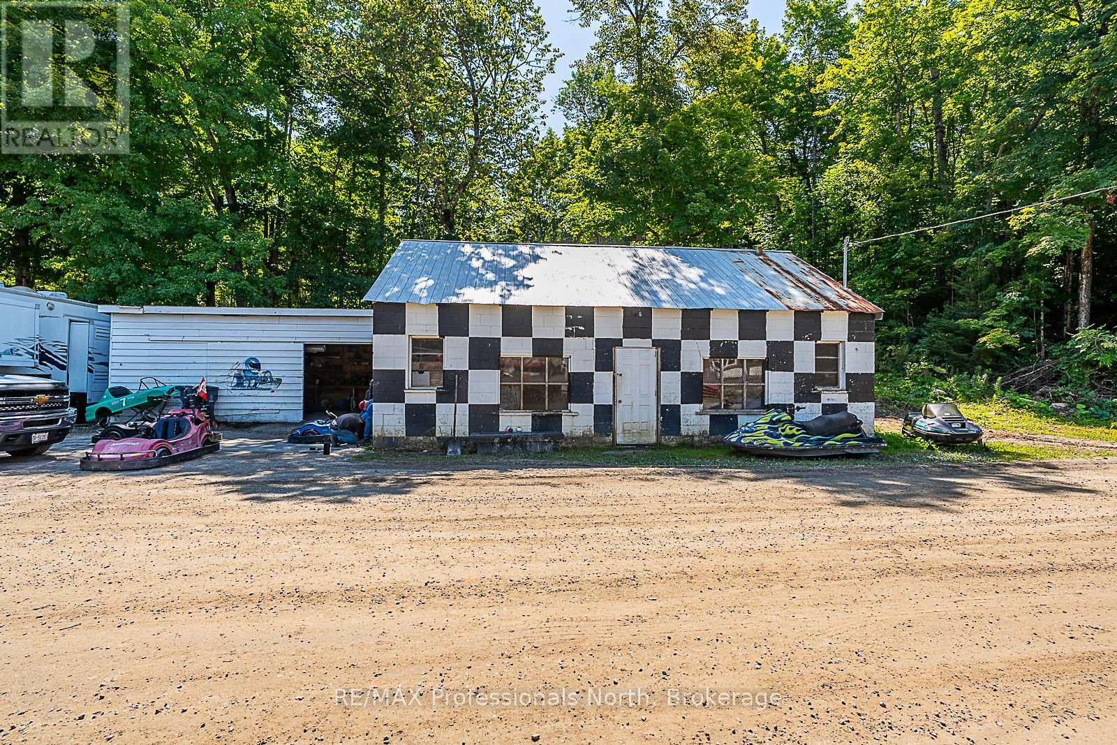 1063 Ravine Road, Minden Hills, Ontario  K0M 2K0 - Photo 22 - X12357584