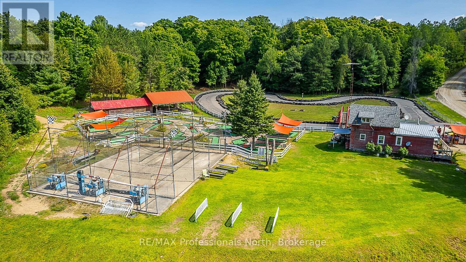 1063 Ravine Road, Minden Hills, Ontario  K0M 2K0 - Photo 3 - X12357584