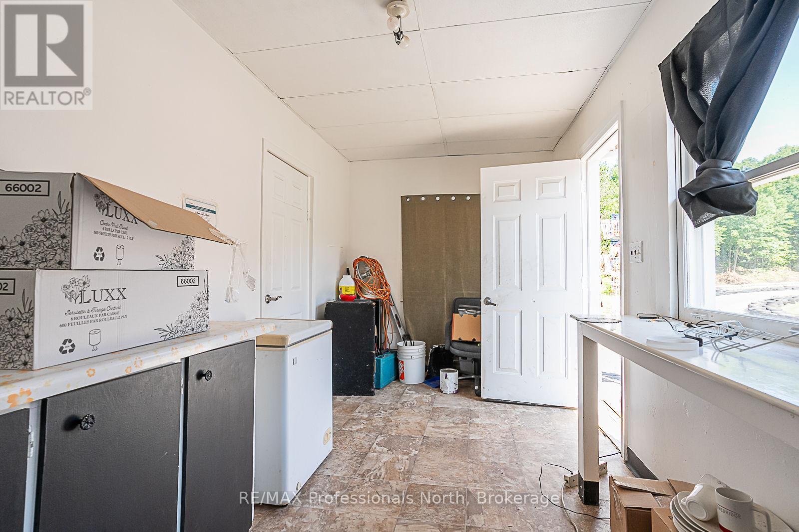 1063 Ravine Road, Minden Hills, Ontario  K0M 2K0 - Photo 33 - X12357584