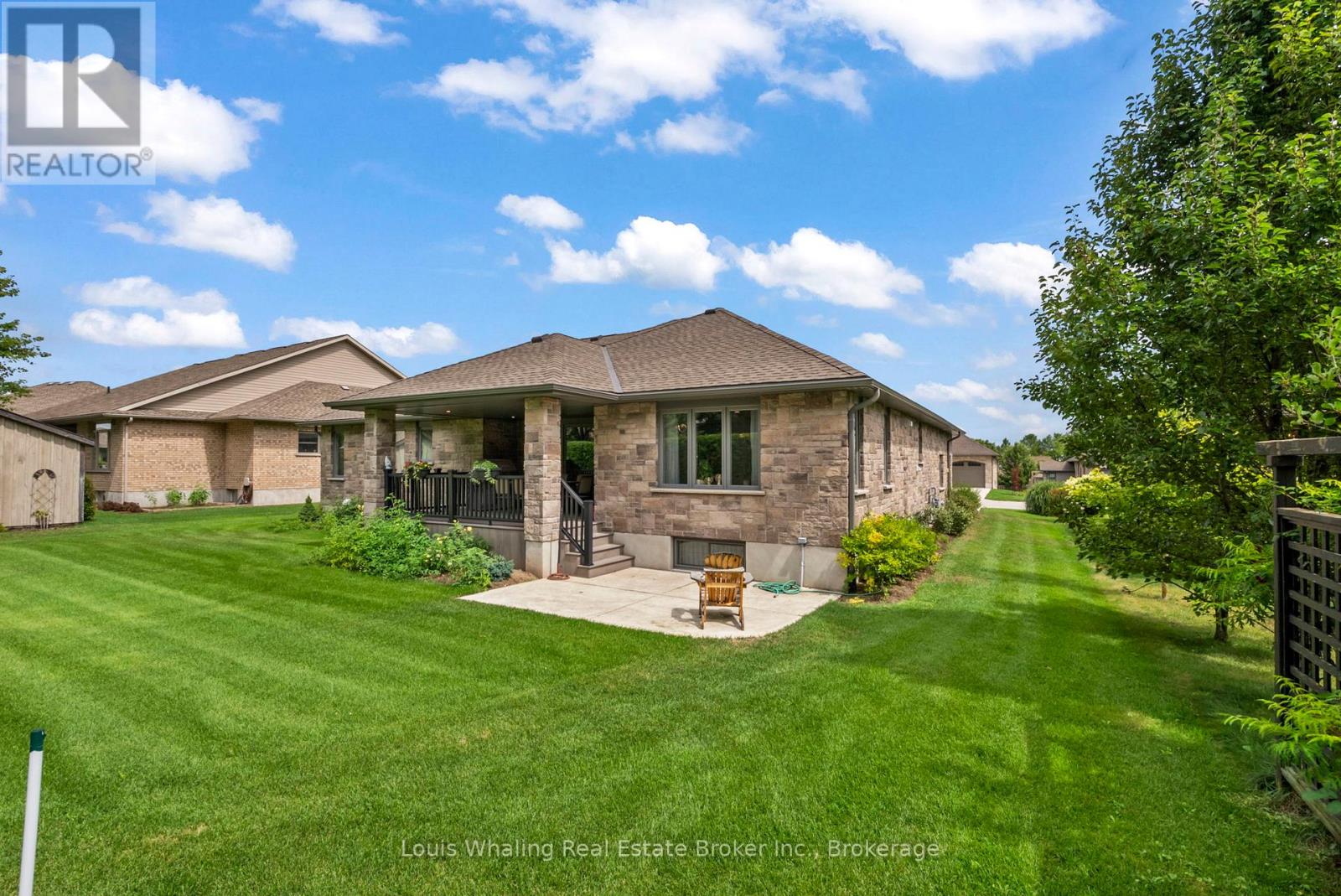 108 12th A Avenue, Hanover, Ontario  N4N 3T8 - Photo 29 - X12357593