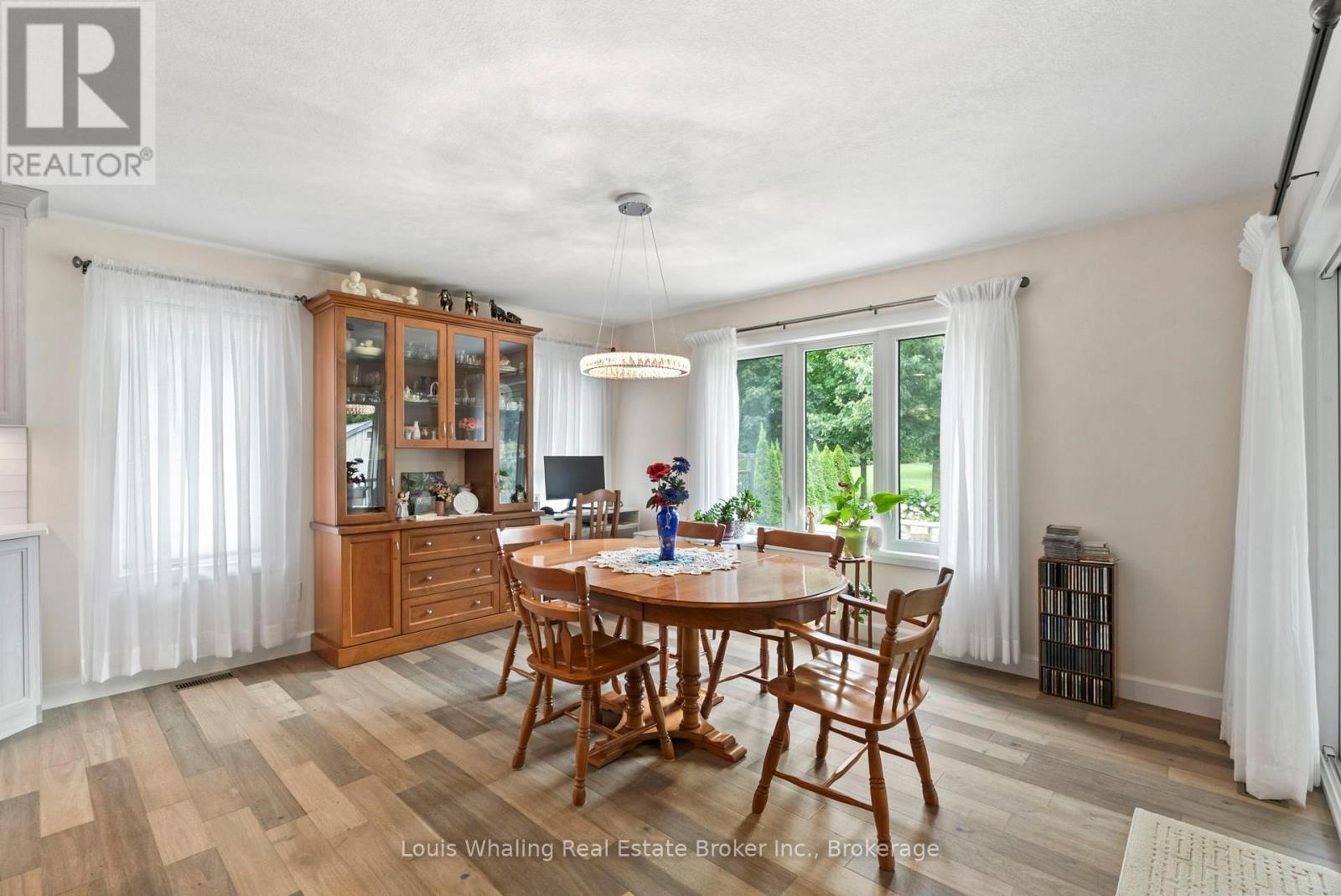 108 12th A Avenue, Hanover, Ontario  N4N 3T8 - Photo 9 - X12357593