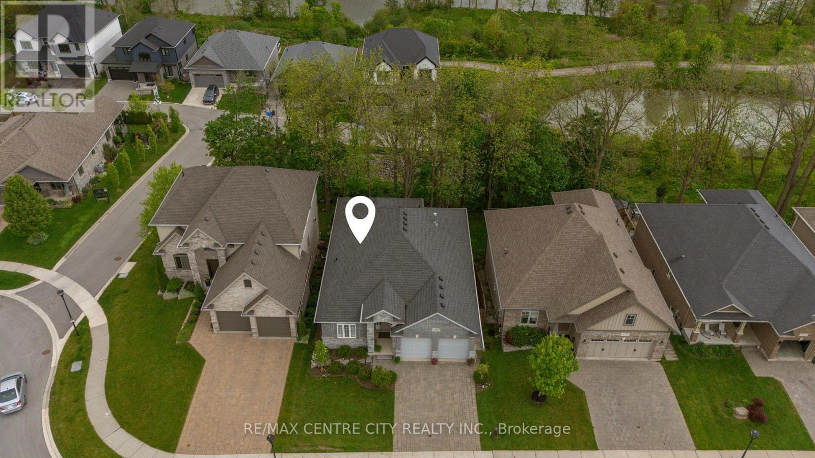 Property at 2800 SHEFFIELD PLACE image 1