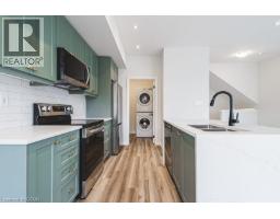 155 EQUESTRIAN Way Unit# 162, Cambridge, Ontario