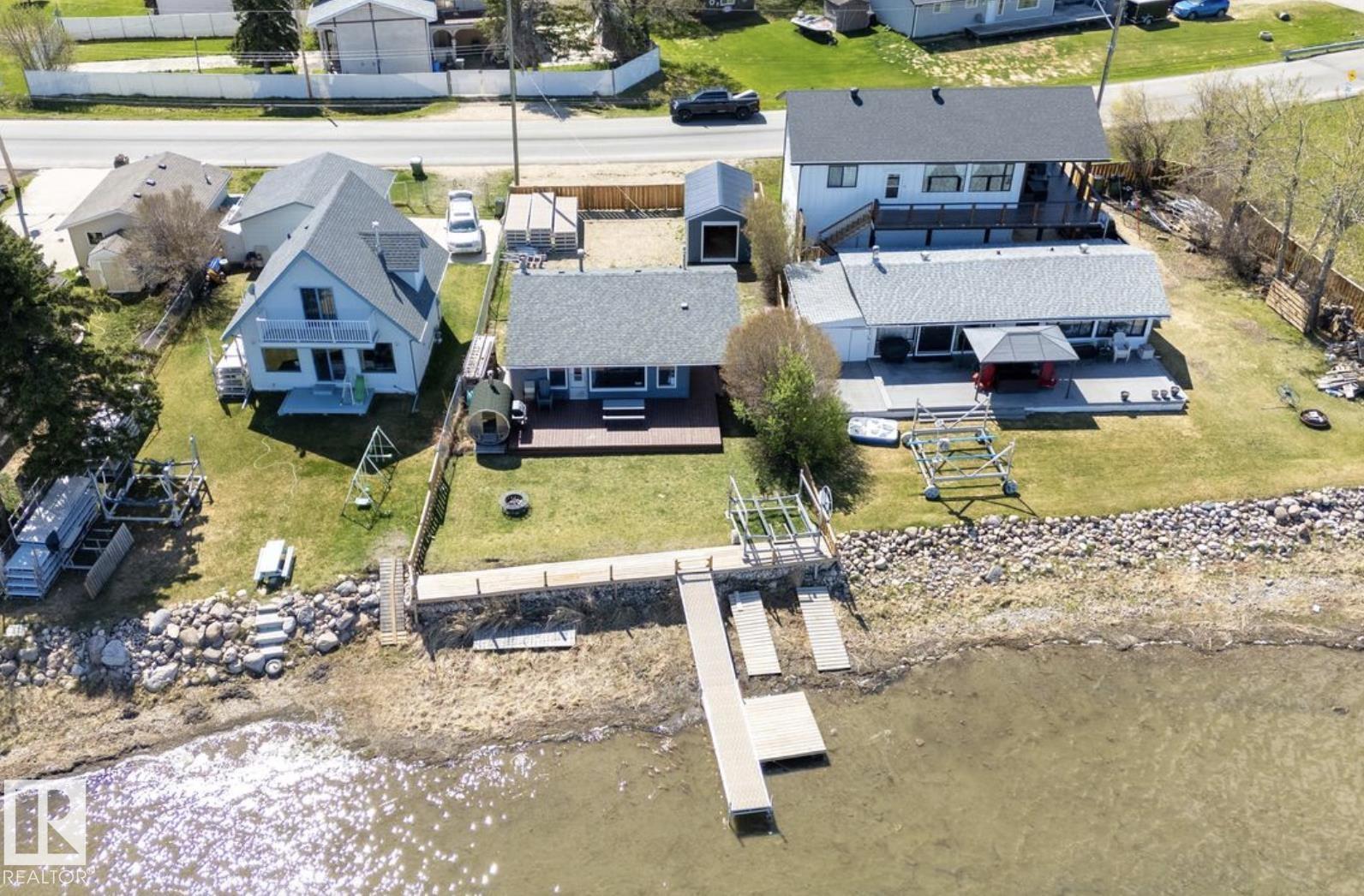 6330 Ste Anne Trail, Rural Lac Ste. Anne County, Alberta  T0E 0A0 - Photo 3 - E4454077